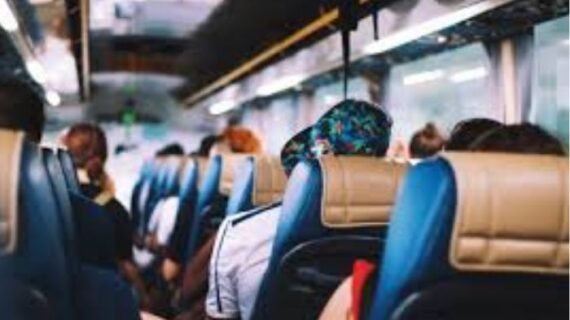 Cara Mengatasi Mabuk Perjalanan Saat Naik Bus